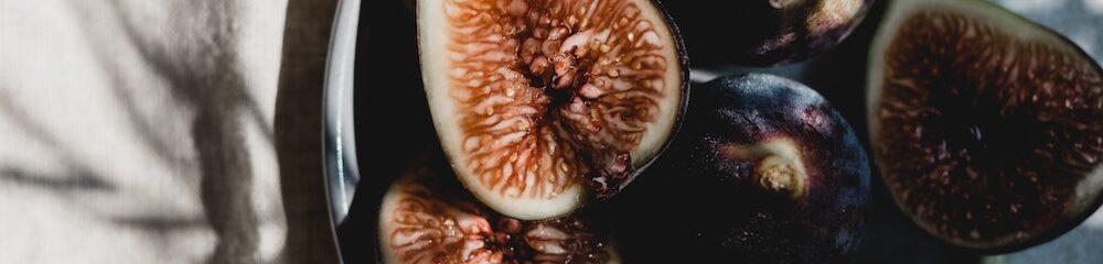 bowl of fruit halves